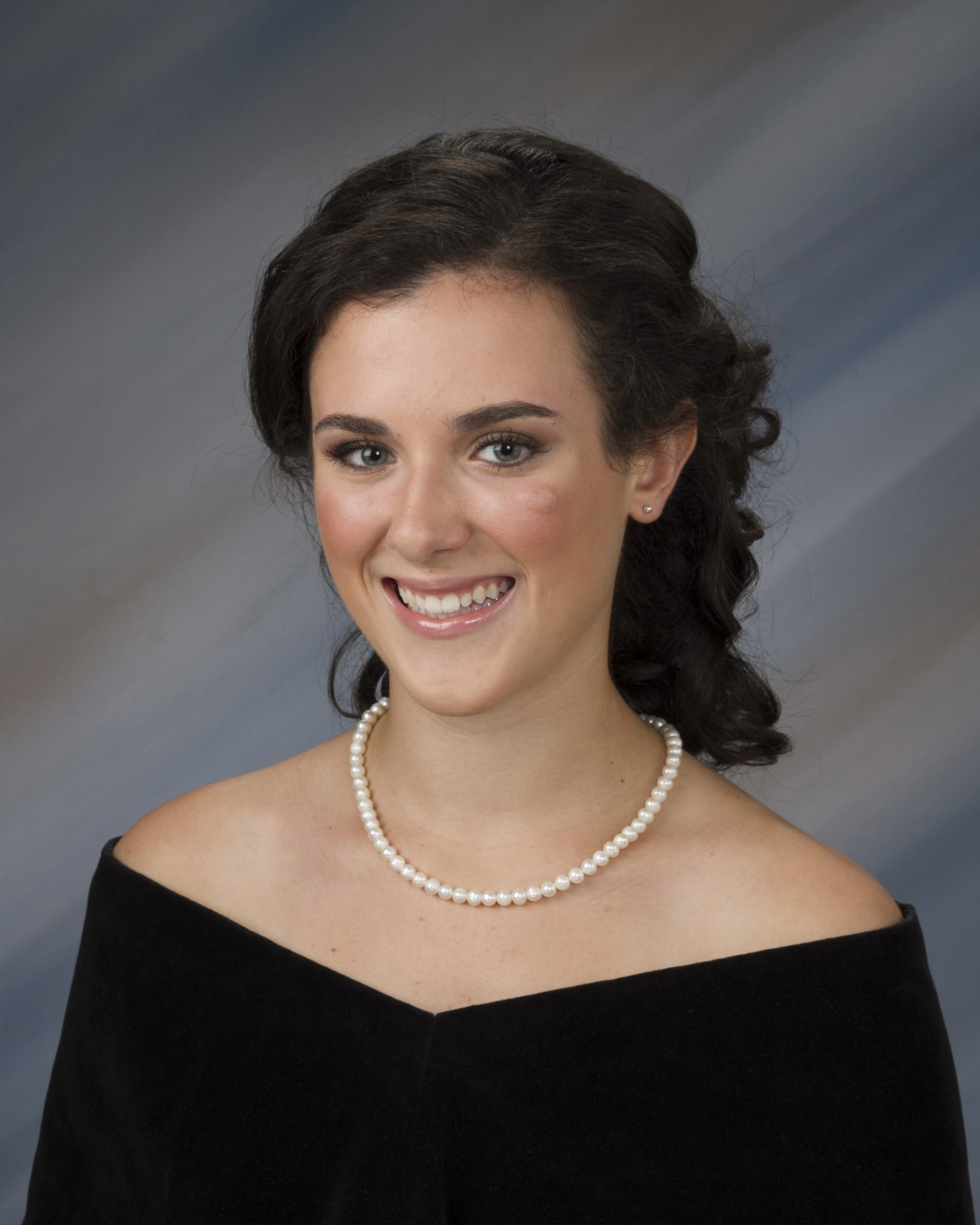2 Seniors Named U.S. Presidential Scholars - St. Marys 