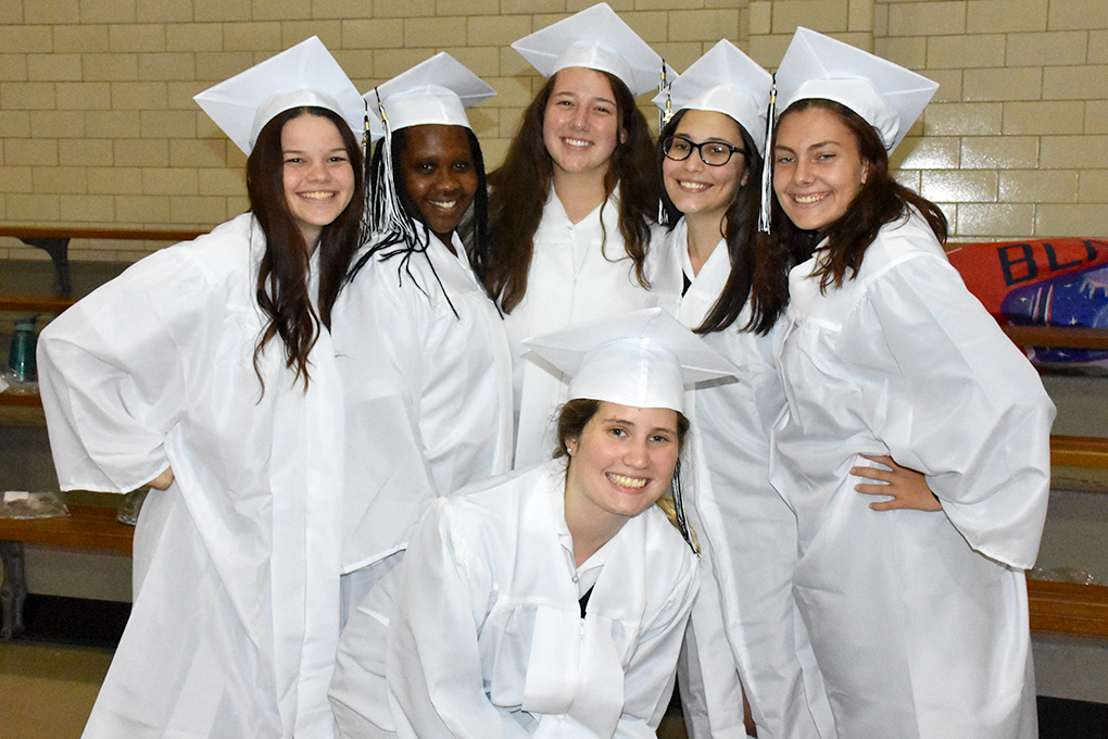 outfits to wear with cap and gown