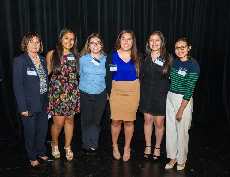 Hispanic_Foundation_Scholars _4178